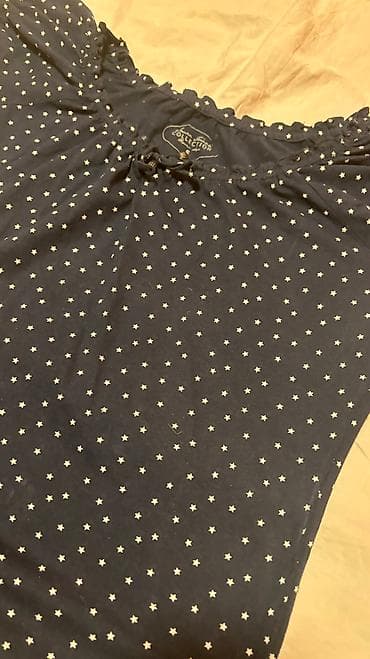 Pamucna bluza/ majica sa zvezdicama i simpaticnim rukavicima, vel S/M na lalafo.rs — 4 Pamucna bluza/ majica sa zvezdicama i simpaticnim rukavicima, vel S/M — 4