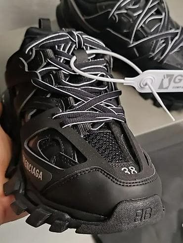 Balenciaga nove patike. Svih brojeva i modela Patike su iz na lalafo.rs — 5 Balenciaga nove patike. Svih brojeva i modela Patike su iz — 5