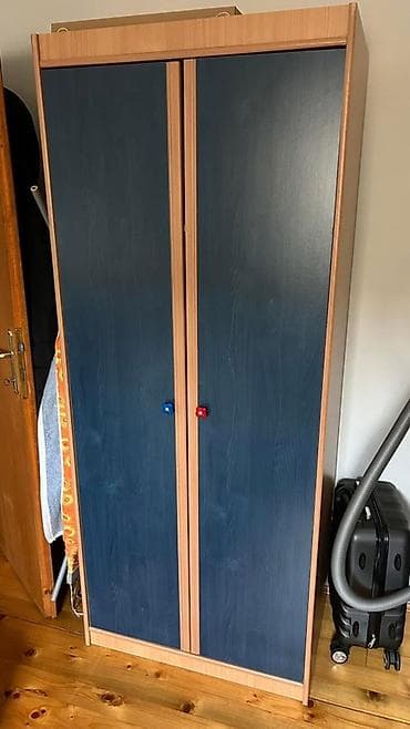 Dečiji sobni set – plakari i radni sto - Materijal: oplemenjena na lalafo.rs — 2 Dečiji sobni set – plakari i radni sto - Materijal: oplemenjena — 2