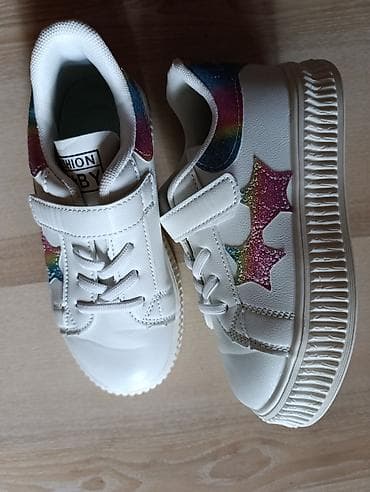 Nove patike 33
Ug 20,5cm
1000din na lalafo.rs — 4 Nove patike 33
Ug 20,5cm
1000din — 4