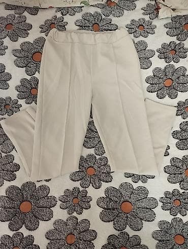 Prelepe krem helanke pantalone. M veličina. Moze i manji L. Mogu kao at lalafo.rs — 1 Prelepe krem helanke pantalone. M veličina. Moze i manji L. Mogu kao — 1