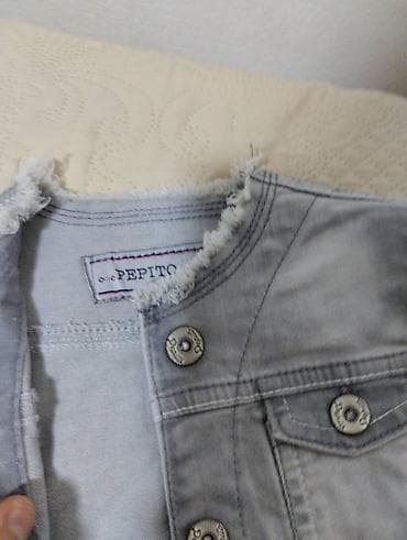 Kompletić za devojcice.Velicina 1.Jaknica nikad nije nošena,a na lalafo.rs — 4 Kompletić za devojcice.Velicina 1.Jaknica nikad nije nošena,a — 4