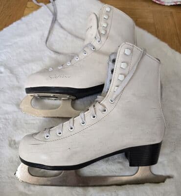 Ice skating equipment: Tecnopro safine bele kožne klizaljke za umetničko klizanje. Broj 37 at lalafo.rs — 1 Ice skating equipment: Tecnopro safine bele kožne klizaljke za umetničko klizanje. Broj 37 — 1