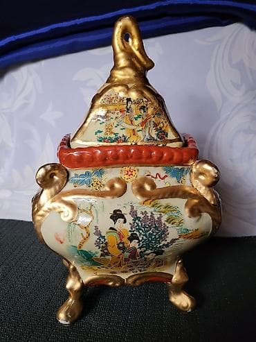 Lagoon kineski rucno oslikan 1950 do1970god. Rucno oslikana stari at lalafo.rs — 8 Lagoon kineski rucno oslikan 1950 do1970god. Rucno oslikana stari — 8