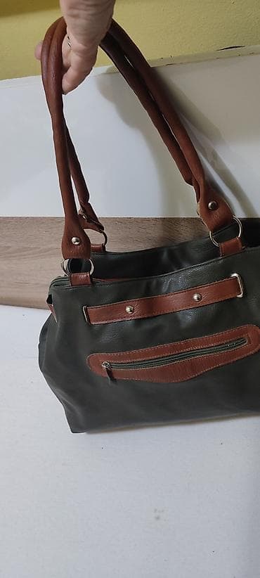 Tašnice moje .Cene od 700 do 2500 kožna crna Mango at lalafo.rs — 10 Tašnice moje .Cene od 700 do 2500 kožna crna Mango — 10