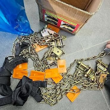 Univerzalne lance za sneg/led za putnička vozila - Set lanaca sa na lalafo.rs Univerzalne lance za sneg/led za putnička vozila - Set lanaca sa