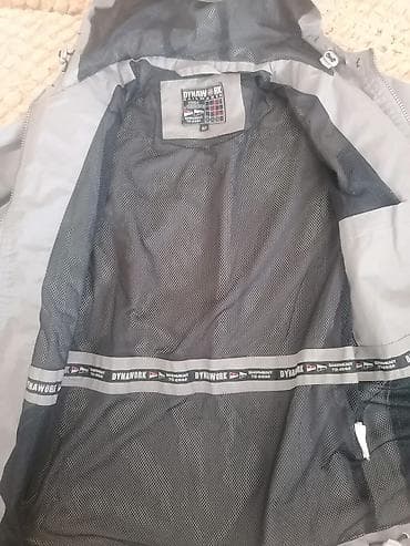 Jakna vel. 14 u odličnom stanju.Cena 1000 dinara na lalafo.rs — 5 Jakna vel. 14 u odličnom stanju.Cena 1000 dinara — 5