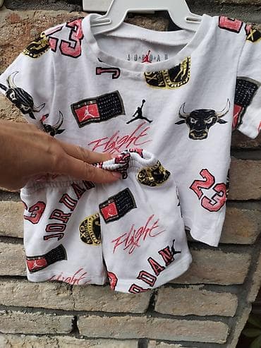 Jordan komplet za bebe dečake – veličina 12M (74–80 cm) - Dvodijelni na lalafo.rs Jordan komplet za bebe dečake – veličina 12M (74–80 cm) - Dvodijelni