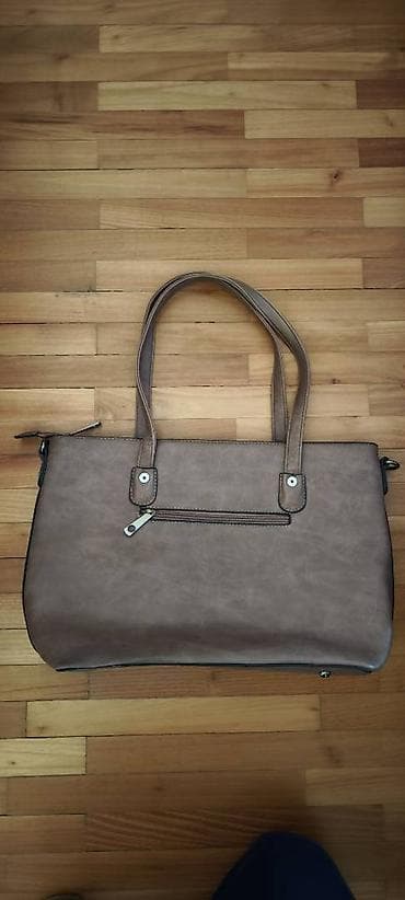 Sve sa slika za 2500din.
Za dodatne slike i informacije pisite na lalafo.rs — 2 Sve sa slika za 2500din.
Za dodatne slike i informacije pisite — 2