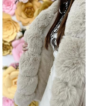 Ženska zimska parka u krem/bež nijansi sa bogatim krznom - Topla na lalafo.rs — 5 Ženska zimska parka u krem/bež nijansi sa bogatim krznom - Topla — 5