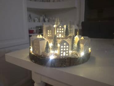 Ukras, bоја - Šareno, Novo na lalafo.rs Ukras, bоја - Šareno, Novo