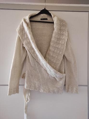 Women's Sweaters, Cardigans: Dzemper na preklop, veze se. Poluobim grudi 46 at lalafo.rs — 1 Women's Sweaters, Cardigans: Dzemper na preklop, veze se. Poluobim grudi 46 — 1