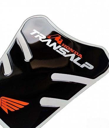 Honda TRANSALP - Tank pad - 1589 📌 Opis: Samolepljivi protektor za at lalafo.rs — 2 Honda TRANSALP - Tank pad - 1589 📌 Opis: Samolepljivi protektor za — 2