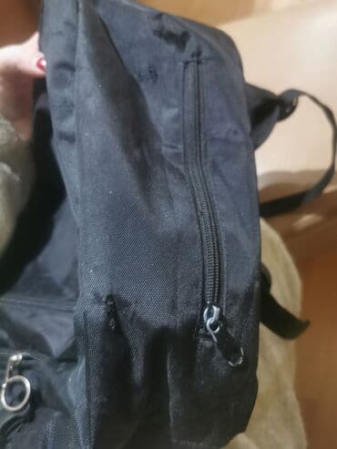 Ostalo: Crni ranac. Made in Swiss ojacan. Nеma ostecenja .Duzina 50cm,sirina na lalafo.rs — 2 Ostalo: Crni ranac. Made in Swiss ojacan. Nеma ostecenja .Duzina 50cm,sirina — 2