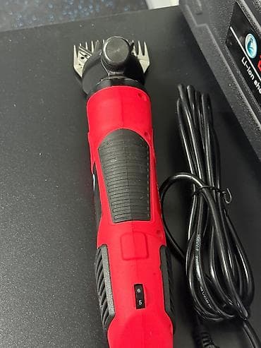 04. 🐑 Mašina za šišanje ovaca – BIYOTI 1000W 🐑 Profesionalna na lalafo.rs 04. 🐑 Mašina za šišanje ovaca – BIYOTI 1000W 🐑 Profesionalna