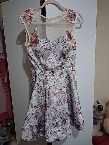 Ženska koktel/večernja haljina sa cvetnim printom Po: -pazuh 41cm na lalafo.rs Ženska koktel/večernja haljina sa cvetnim printom Po: -pazuh 41cm