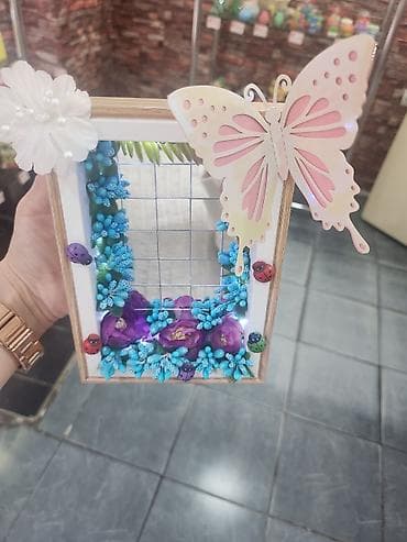 Ručno rađen dekorativni ram sa ogledalcem i LED osvetljenjem. - na lalafo.rs — 3 Ručno rađen dekorativni ram sa ogledalcem i LED osvetljenjem. - — 3