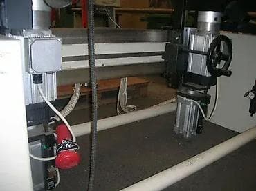 dve suknje po: Frezer 1470 🔧 Automatski, dupli inserter za drvene panele – ubacivanje at lalafo.rs — 2 dve suknje po: Frezer 1470 🔧 Automatski, dupli inserter za drvene panele – ubacivanje — 2