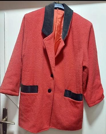 Crveni ΕΎenski kaput sa crnim detaljima - Boja: intenzivno crvena sa na lalafo.rs Crveni ΕΎenski kaput sa crnim detaljima - Boja: intenzivno crvena sa