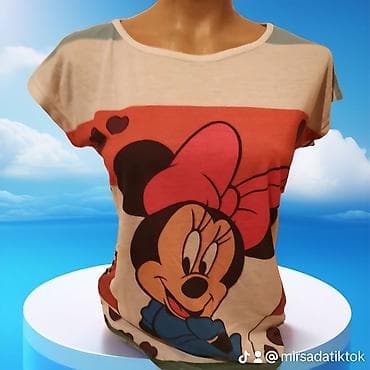 kom sa etiketom: Ženska odeća – razni modeli - Majica sa kratkim rukavima sa printom at lalafo.rs — 1 kom sa etiketom: Ženska odeća – razni modeli - Majica sa kratkim rukavima sa printom — 1