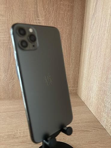 Iphone 11 Pro max u dobrom stanju, ocuvan perfektno Displej nov na lalafo.rs — 2 Iphone 11 Pro max u dobrom stanju, ocuvan perfektno Displej nov — 2