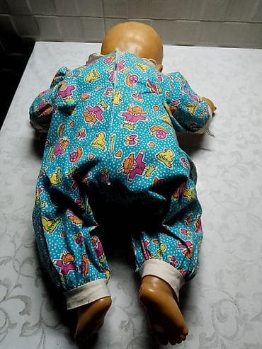 Velika lutka beba veličine 50 cm sa kompletnom odećom, odlično očuvana na lalafo.rs — 2 Velika lutka beba veličine 50 cm sa kompletnom odećom, odlično očuvana — 2