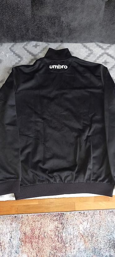 Nova umbro trenerka velicine 14/16 godina na lalafo.rs — 8 Nova umbro trenerka velicine 14/16 godina — 8