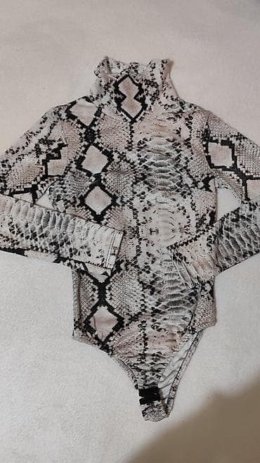 Bodi sa snake printom S - Model: ženski bodi sa dugim rukavima - na lalafo.rs — 4 Bodi sa snake printom S - Model: ženski bodi sa dugim rukavima - — 4