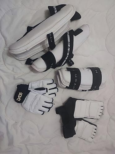 igrice za ps3: Komplet zaštitne opreme za taekwondo/karate. Sadrži: - Potkolenice sa na lalafo.rs — 1 igrice za ps3: Komplet zaštitne opreme za taekwondo/karate. Sadrži: - Potkolenice sa — 1