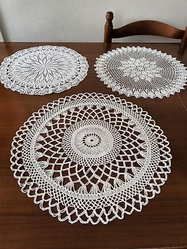 Ručno heklani okrugli miljei – set od 3 komada. - Materijal: fina na lalafo.rs — 1 Ručno heklani okrugli miljei – set od 3 komada. - Materijal: fina — 1