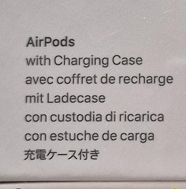 Apple AirPods bežične slušalice sa kućištem za punjenje - U kompletu at lalafo.rs — 7 Apple AirPods bežične slušalice sa kućištem za punjenje - U kompletu — 7