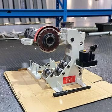 Industrijska mašina za profilisanje/valjanje cevi i profila – na lalafo.rs Industrijska mašina za profilisanje/valjanje cevi i profila –