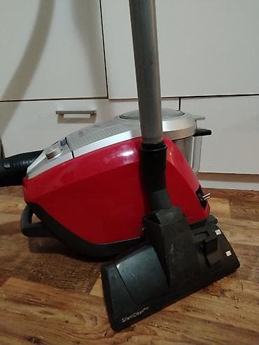 Usisivac BOSCH ZOO je u dobrom stanju sa sitnim tragovima koristenja na lalafo.rs — 5 Usisivac BOSCH ZOO je u dobrom stanju sa sitnim tragovima koristenja — 5