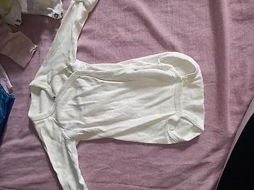 Stvari za devojčice od 0-6 meseci, ima mnogo više stvari samo što na lalafo.rs — 3 Stvari za devojčice od 0-6 meseci, ima mnogo više stvari samo što — 3