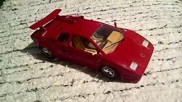 Art & Collectibles: Lamborghini Chountach 1988 1 prema 24 Burago at lalafo.rs — 7 Art & Collectibles: Lamborghini Chountach 1988 1 prema 24 Burago — 7