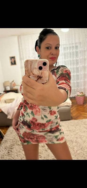 Potpuno nova haljina, naravno bez ikakvih ostecenja, samo stoji. Bila at lalafo.rs — 4 Potpuno nova haljina, naravno bez ikakvih ostecenja, samo stoji. Bila — 4