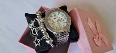 Sat + narukvica ❤️❤️3300 din ❤️❤️ Satovi su od hirurskog na lalafo.rs Sat + narukvica ❤️❤️3300 din ❤️❤️ Satovi su od hirurskog