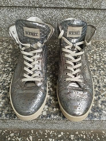 SNIZENJE Hogan rebel original duboke patike br.40 na lalafo.rs — 2 SNIZENJE Hogan rebel original duboke patike br.40 — 2