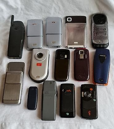 Kolekcija retro mobilnih telefona – miks Nokia, Samsung, Sony i Sony na lalafo.rs — 2 Kolekcija retro mobilnih telefona – miks Nokia, Samsung, Sony i Sony — 2