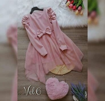 Veličina 6
Haljina 2800 din
Torba 1900 din na lalafo.rs Veličina 6
Haljina 2800 din
Torba 1900 din