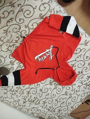 Women's Sweatshirts: Crveni kratki duks s kapuljačom “Lovely” - Model: crop hoodie at lalafo.rs — 1 Women's Sweatshirts: Crveni kratki duks s kapuljačom “Lovely” - Model: crop hoodie — 1