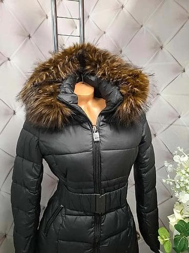 Ženska zimska jakna sa kapuljačom i krznom - Model: duža, prošivena at lalafo.rs — 4 Ženska zimska jakna sa kapuljačom i krznom - Model: duža, prošivena — 4