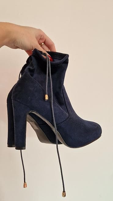 Krace cizmice nove.udobno.mekano odgovaraju za 39 elegantne .nosive u at lalafo.rs — 5 Krace cizmice nove.udobno.mekano odgovaraju za 39 elegantne .nosive u — 5