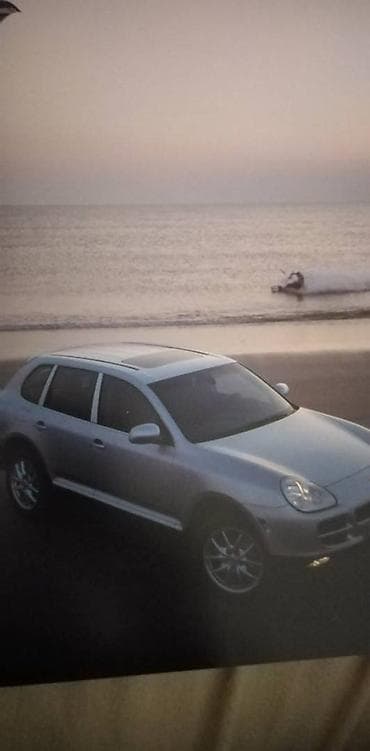 Knjiga:Porsche Cayenne, 2002. god. ISBN 3-3-3,192 str. veliki format na lalafo.rs — 9 Knjiga:Porsche Cayenne, 2002. god. ISBN 3-3-3,192 str. veliki format — 9