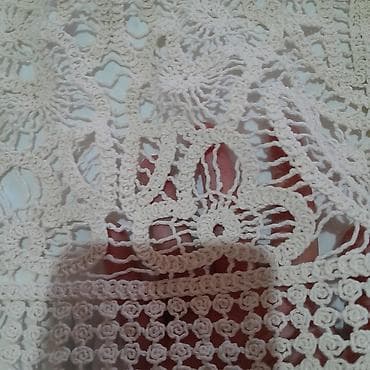 Belo haljinče sa dugim rukavima i ručno rađenim heklanim prslukom na lalafo.rs — 4 Belo haljinče sa dugim rukavima i ručno rađenim heklanim prslukom — 4