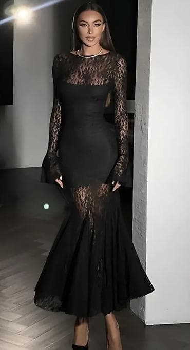 Elegantna crna večernja haljina od čipke NOVOOO - Model: duga na lalafo.rs Elegantna crna večernja haljina od čipke NOVOOO - Model: duga