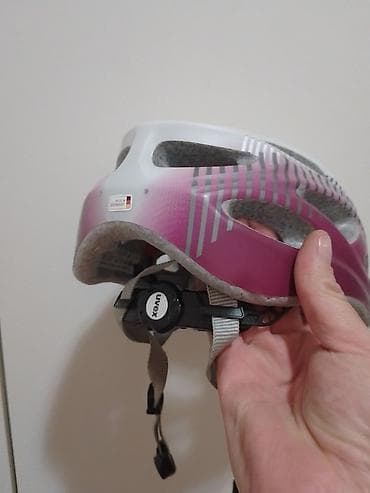 Oprema za bicikliste: Uvex biciklistička kaciga vel obim 52-57 - Brend/model: Uvex (logo na na lalafo.rs — 6 Oprema za bicikliste: Uvex biciklistička kaciga vel obim 52-57 - Brend/model: Uvex (logo na — 6