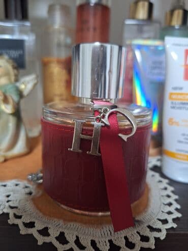 Women's perfume, Carolina Herrera, Original at lalafo.rs Women's perfume, Carolina Herrera, Original