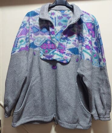 Dukserica sa polukragom i polu-rajsferšlusom. Gornji deo i ramena u na lalafo.rs Dukserica sa polukragom i polu-rajsferšlusom. Gornji deo i ramena u