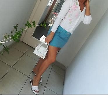 Prelepa mini suknja
VEL S-M na lalafo.rs — 3 Prelepa mini suknja
VEL S-M — 3